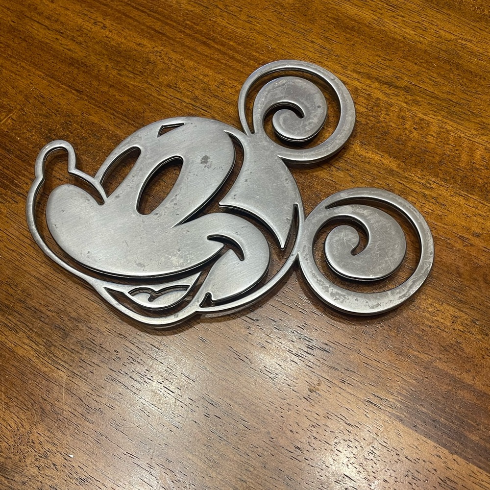 Disney Mickey Mouse Head 9 1/2” x 7” Silver Metal Trivet Stand-Hot Plate Holder